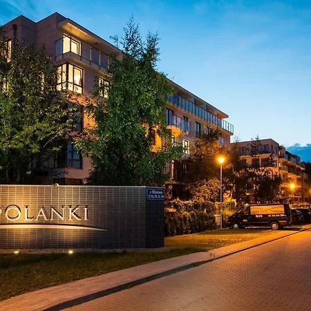 Polanki Z Podgrzewanym Basenem Apartment